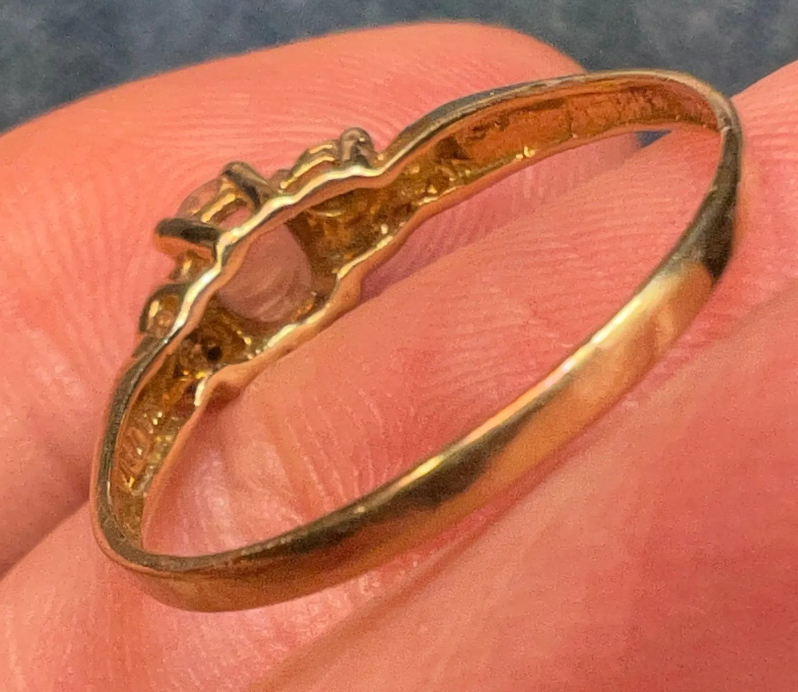 10k Gold Carved Moonstone Goddess Angel Ring w Diamonds. Tiny **Video**