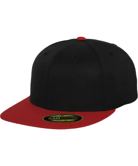 Black/Red - Premium 210 fitted 2-tone (6210T)