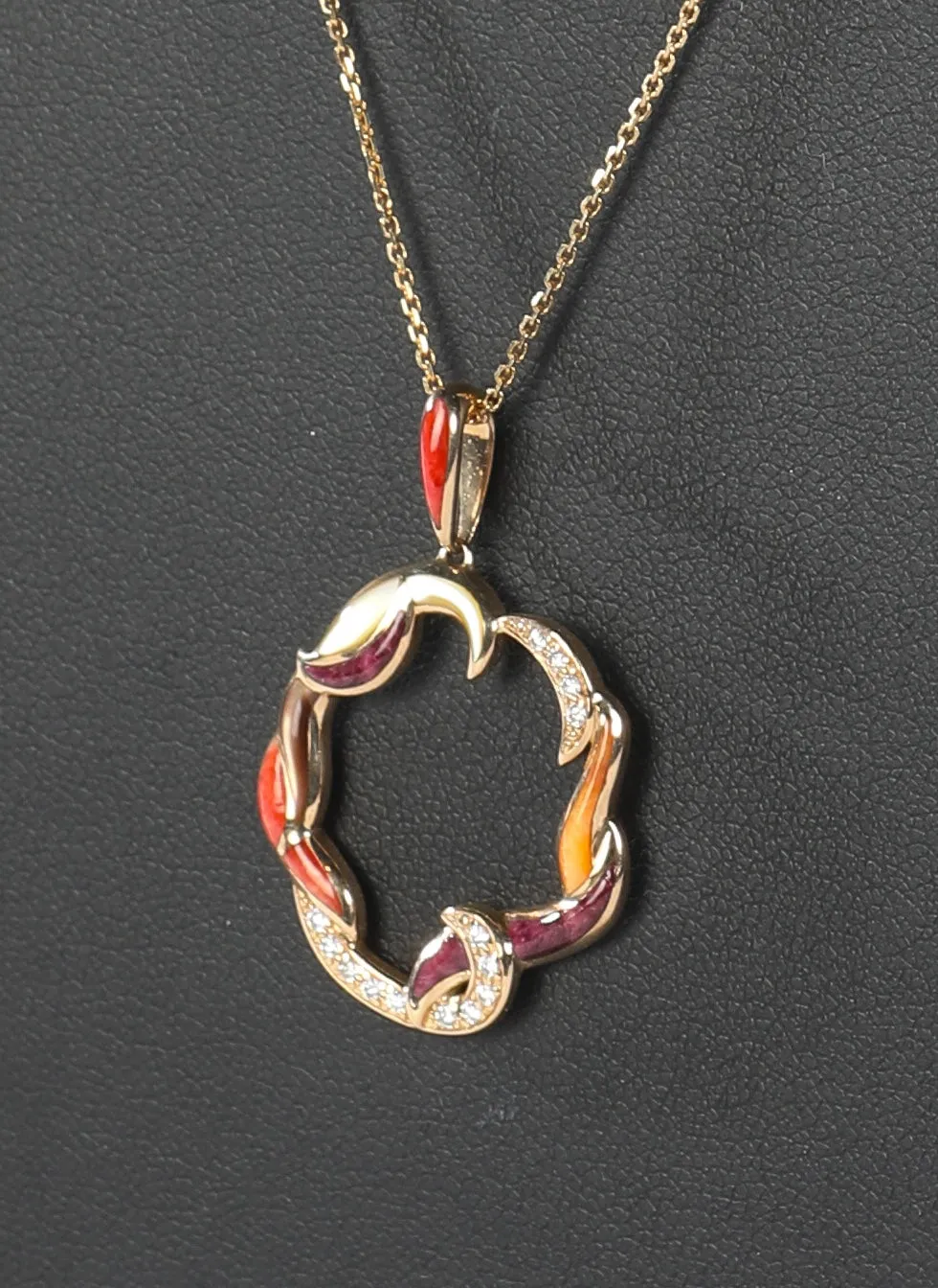 COMES WITH BOX - Kabana 14k Gold Orange, Purple, Mother of Pearl, & Diamond Circle Pendant with Unbranded Chain