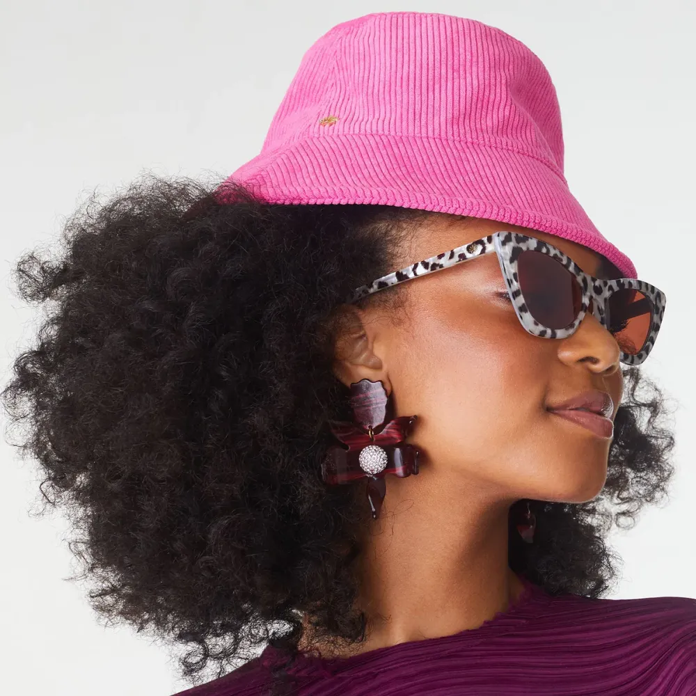 DAHLIA BUCKET HAT