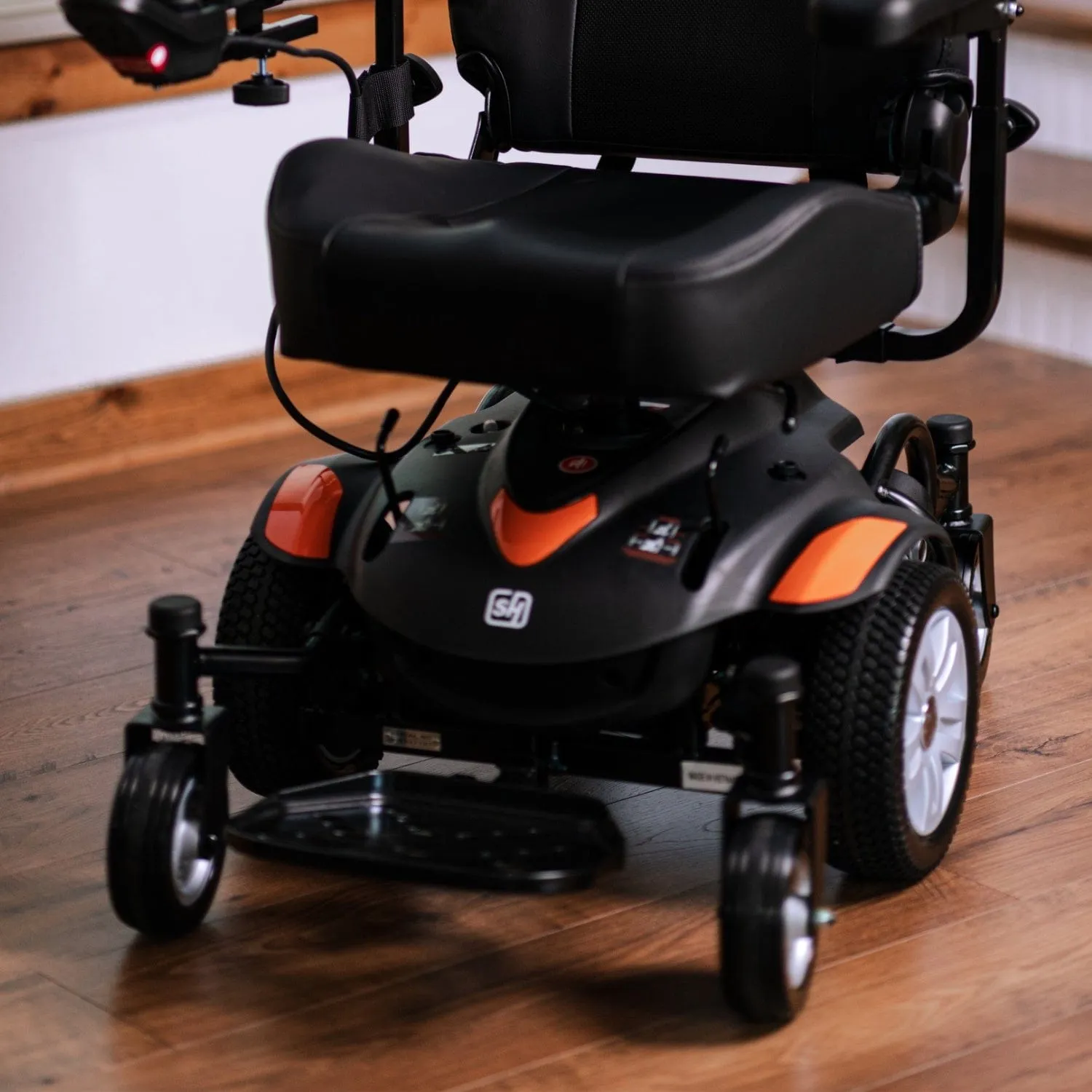 GoRide CRX Powerchair - 300 lb Capacity, Mid-Wheel Drive, 12.8 Mile Range