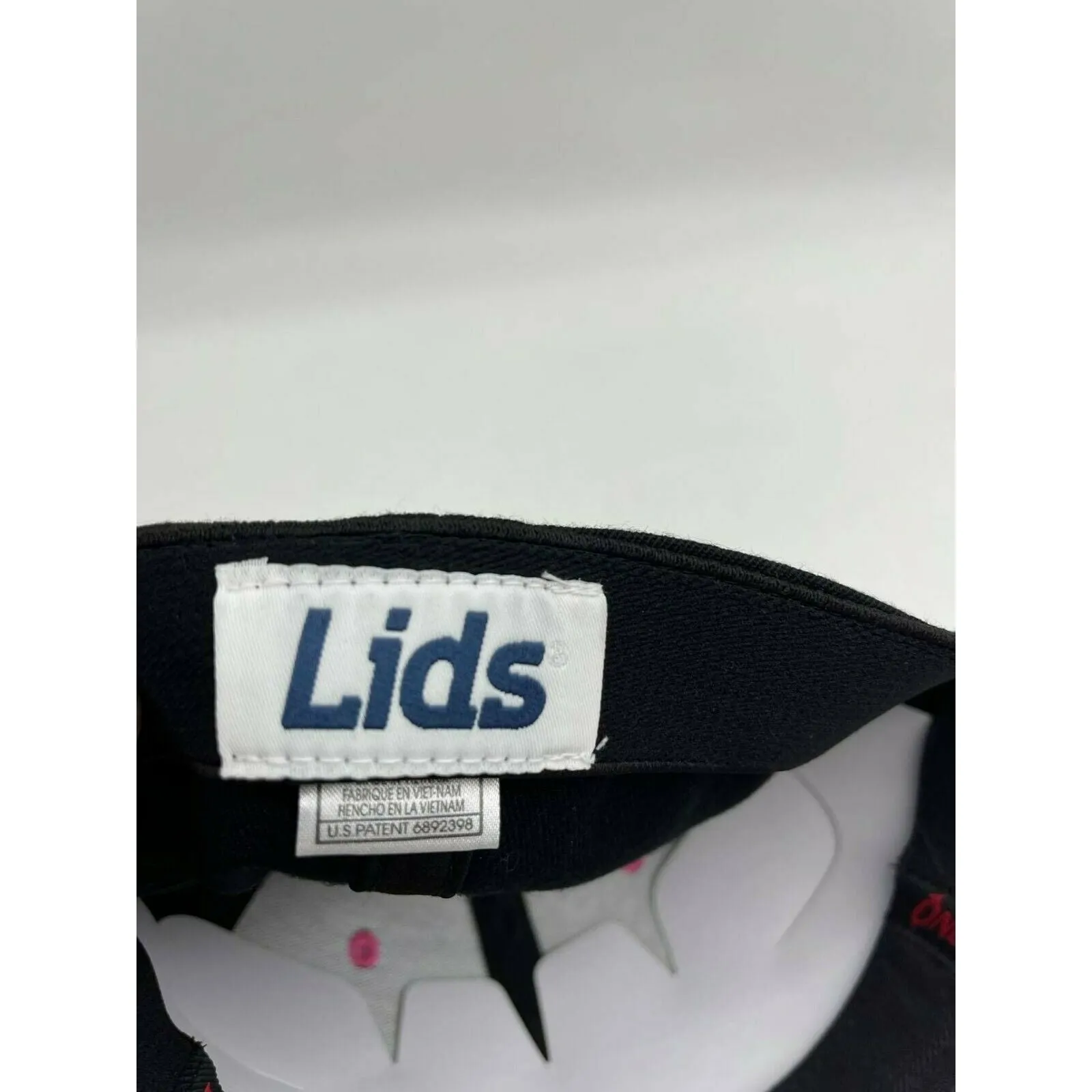 Lids Cap Pink& Black Fitted OSFA