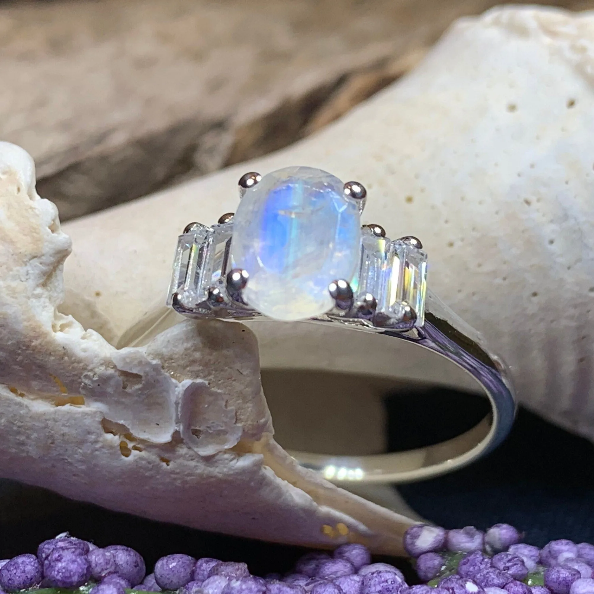 Luna Di Moonstone Ring,