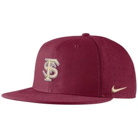 Nike Interlocking FS Aero True Baseball Fitted Cap - Garnet