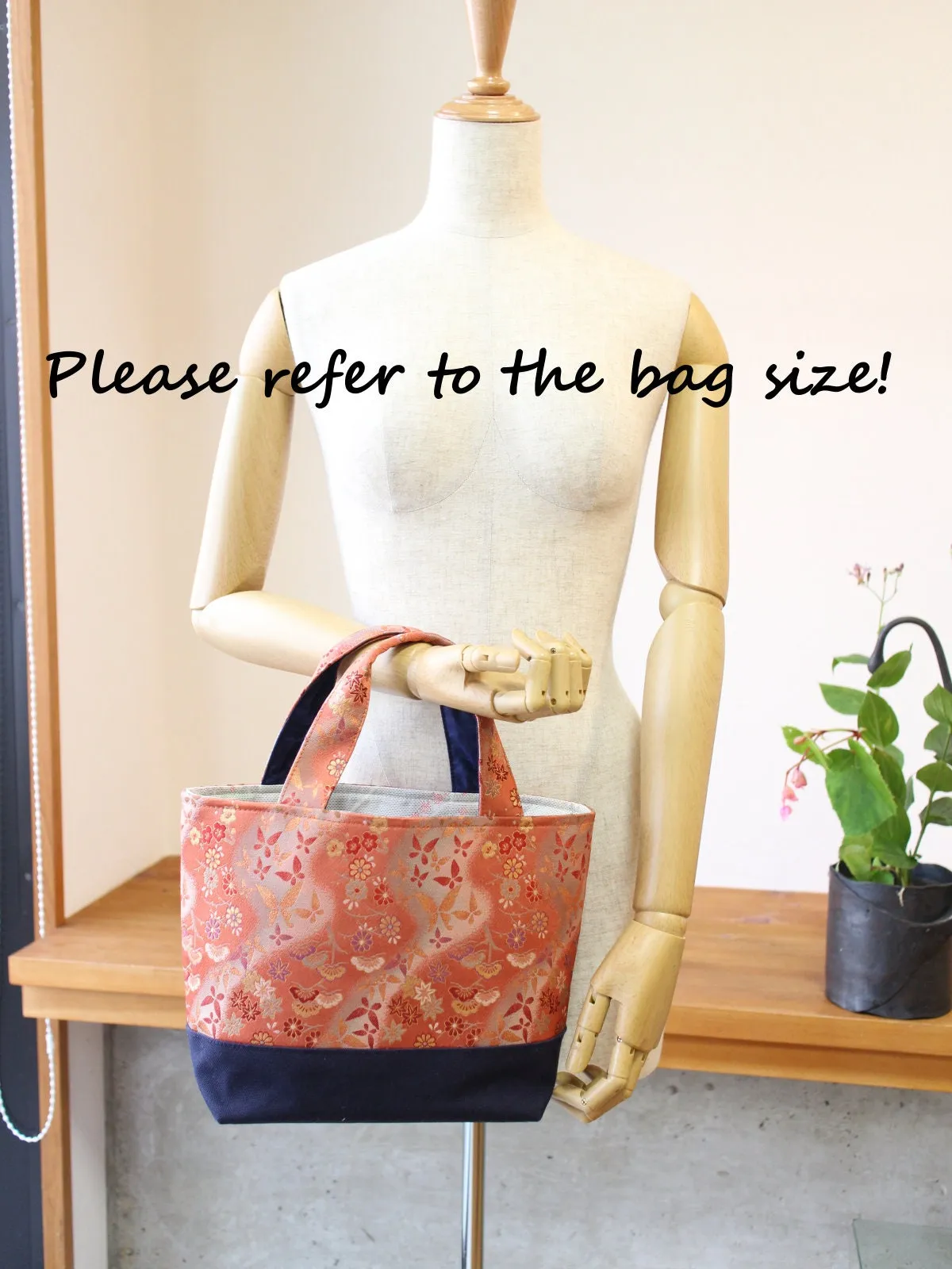 OUTLET Small Tote Bag, Pink tote, Floral bag, Canvas Bag, Brocade, Silk, Japanese Silk, Small bag, Purse, Women's Bag, One of a kind, Cherry