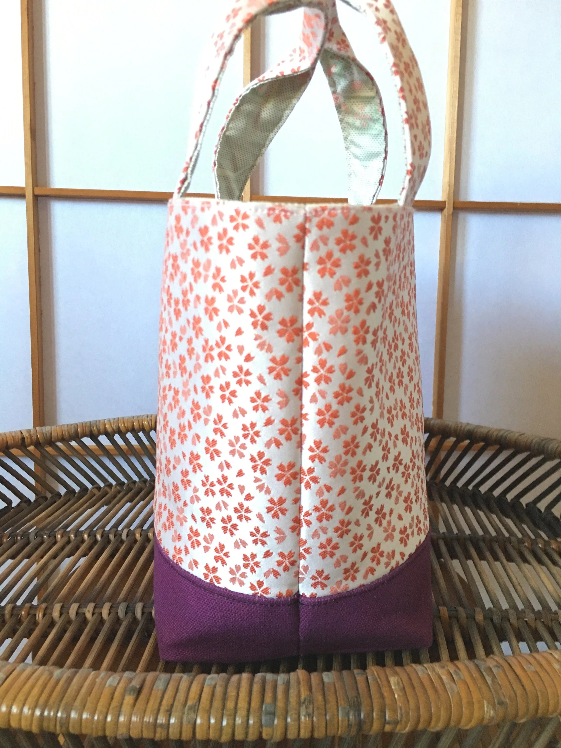 OUTLET Small Tote Bag, Pink tote, Floral bag, Canvas Bag, Brocade, Silk, Japanese Silk, Small bag, Purse, Women's Bag, One of a kind, Cherry