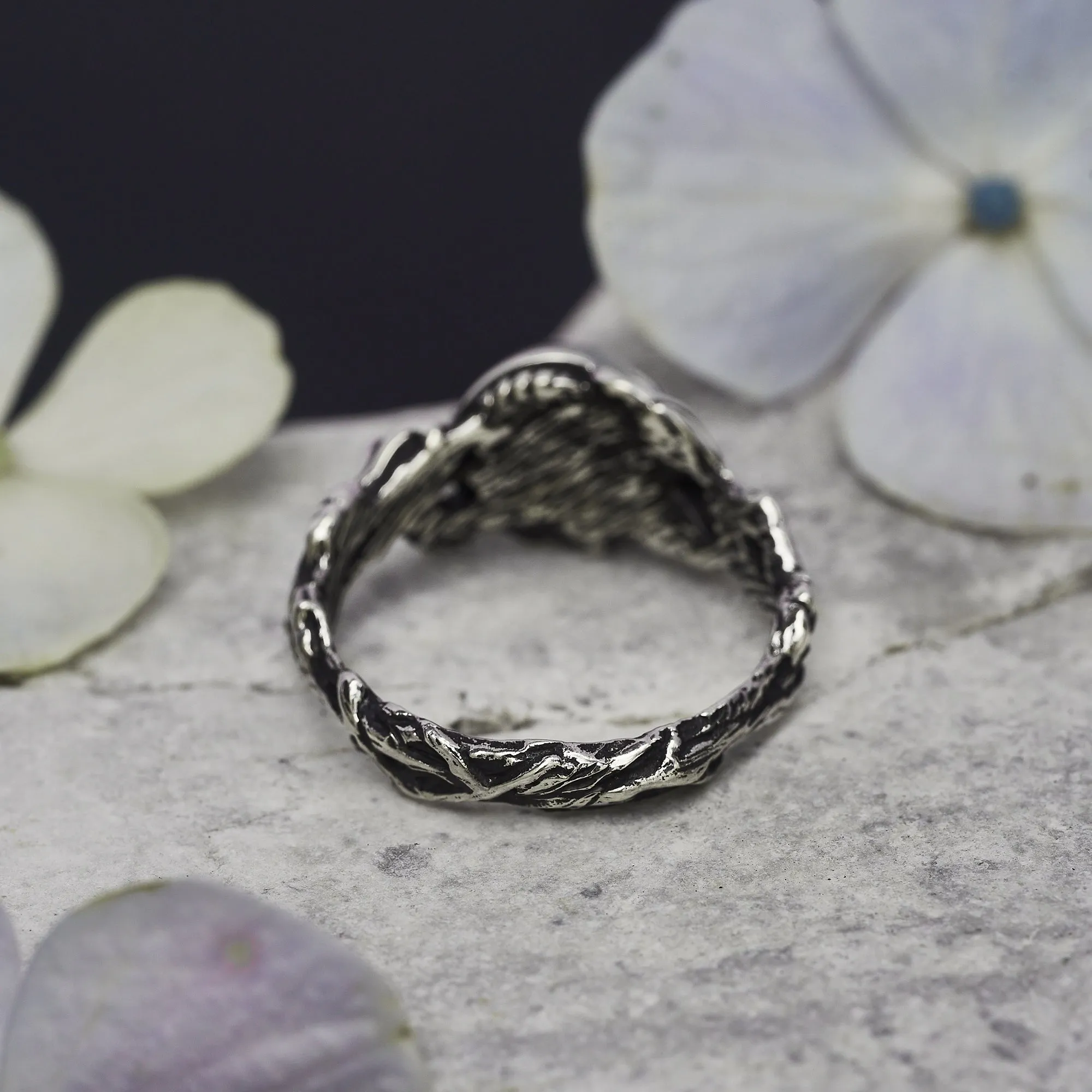Round Moonstone Silver Ring "Leilani"