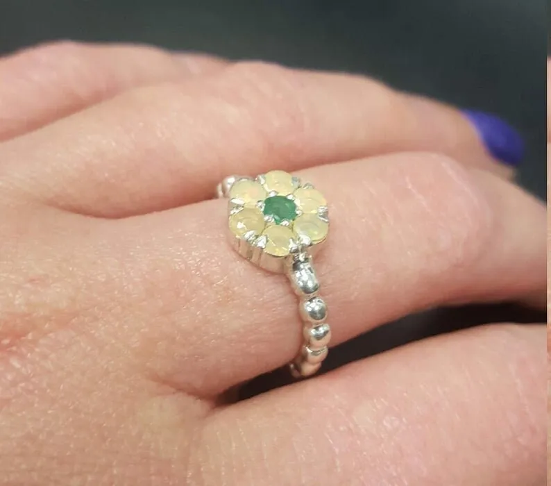 Sapphire Flower Ring - Daisy Silver Ring - Dainty Moonstone Ring