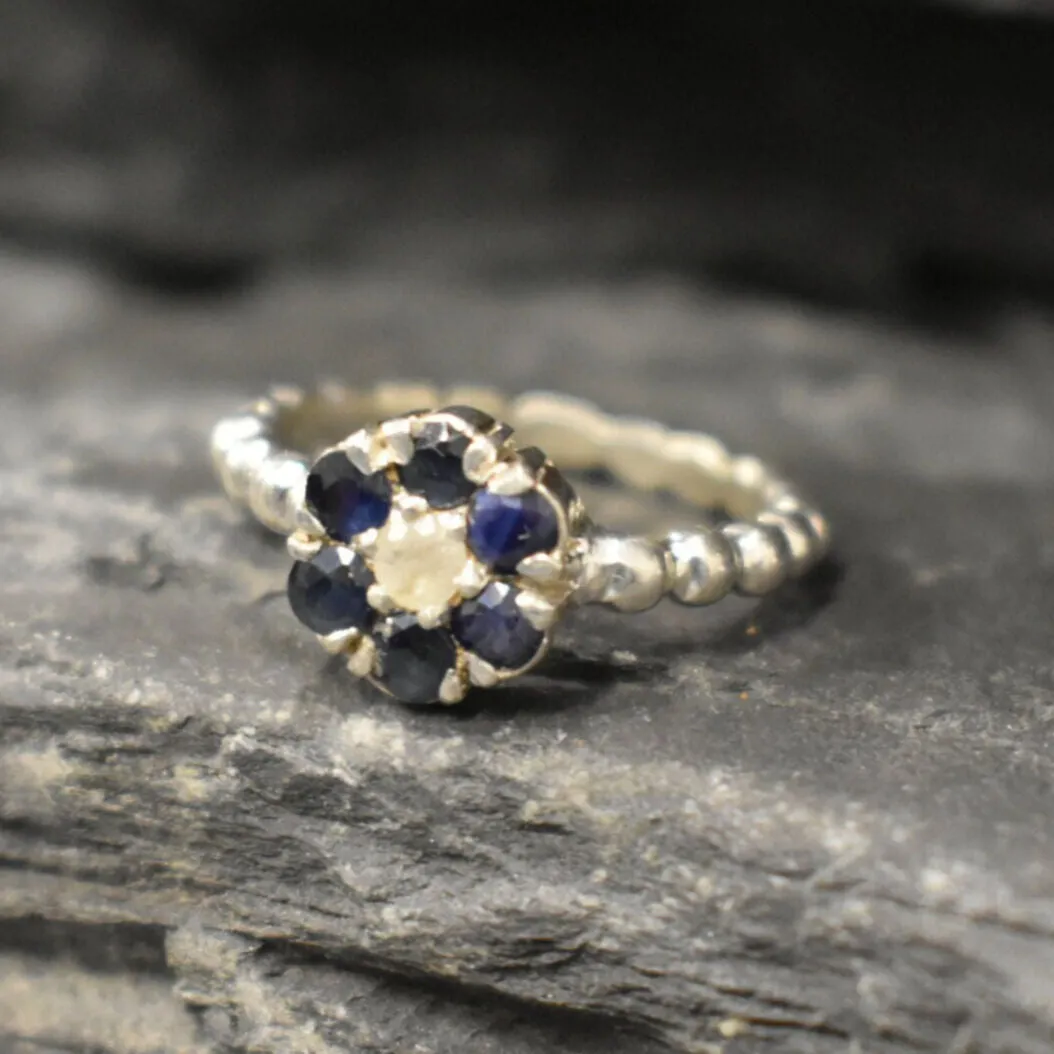 Sapphire Flower Ring - Daisy Silver Ring - Dainty Moonstone Ring