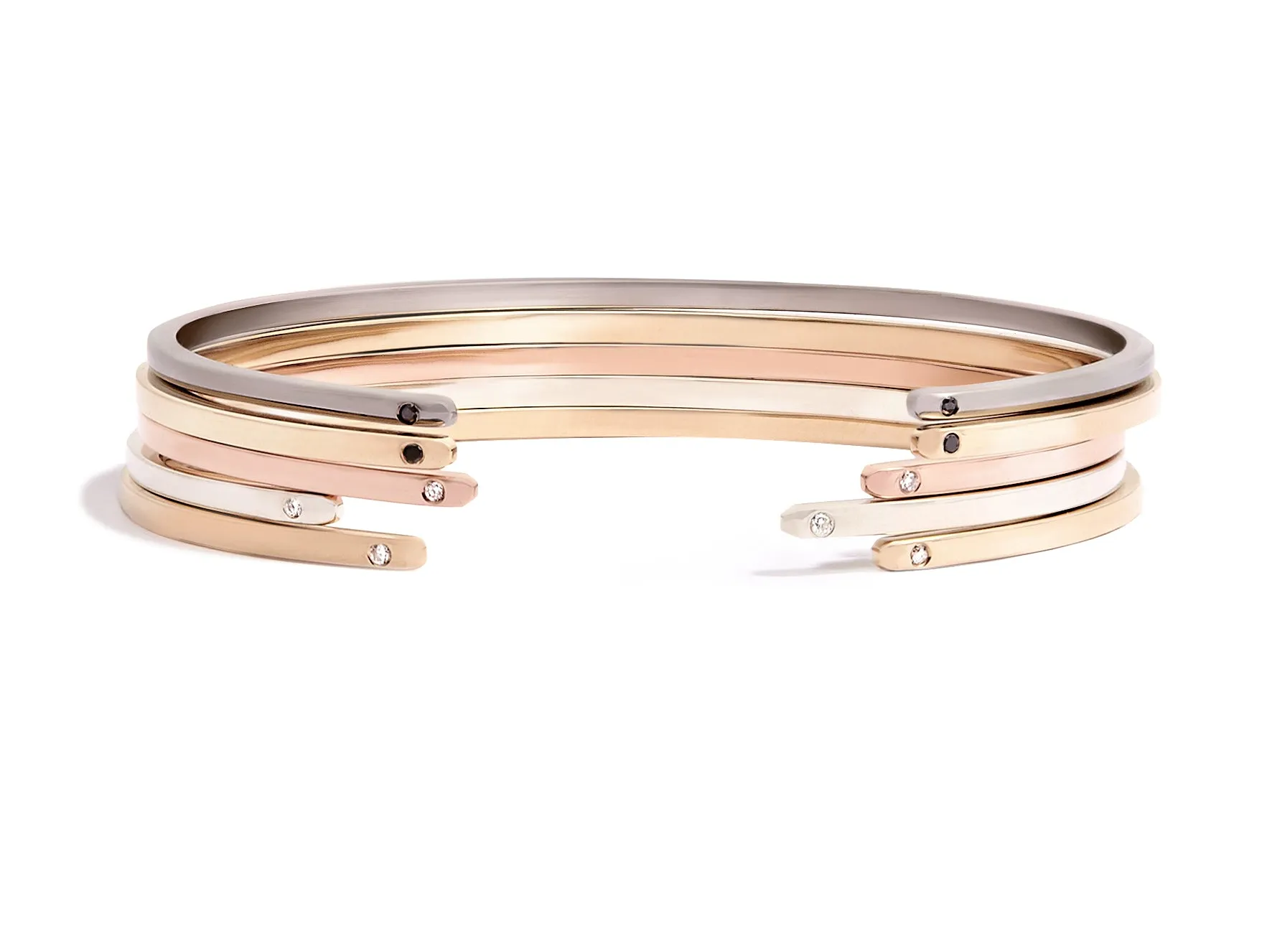 Women's Cuff Bracelet in White Gold with Black Diamonds